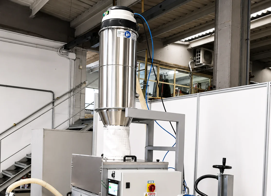 Vacuum conveying system